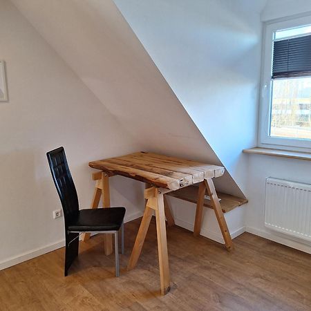 Bielefeld Zentral Komplette Fewo, 4 Schlafbereiche Bis Zu 8 Personen المظهر الخارجي الصورة